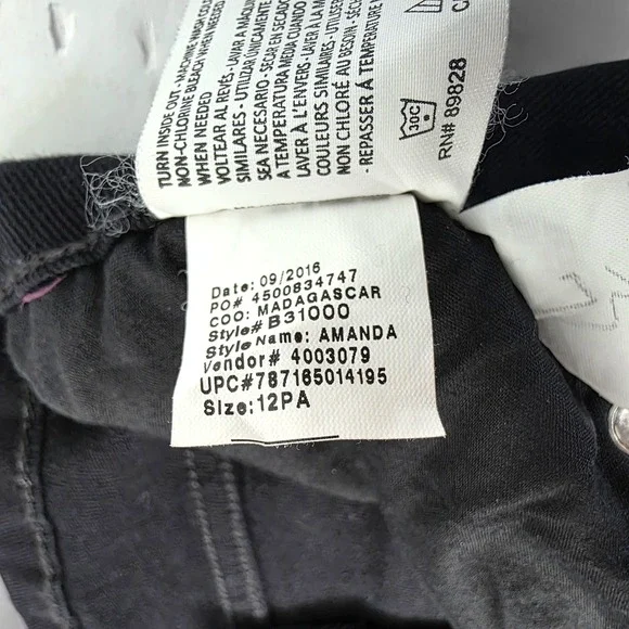 Gloria Vanderbilt Amanda High Rise Tapered Jeans Black 12P Petite - Picture 9 of 13